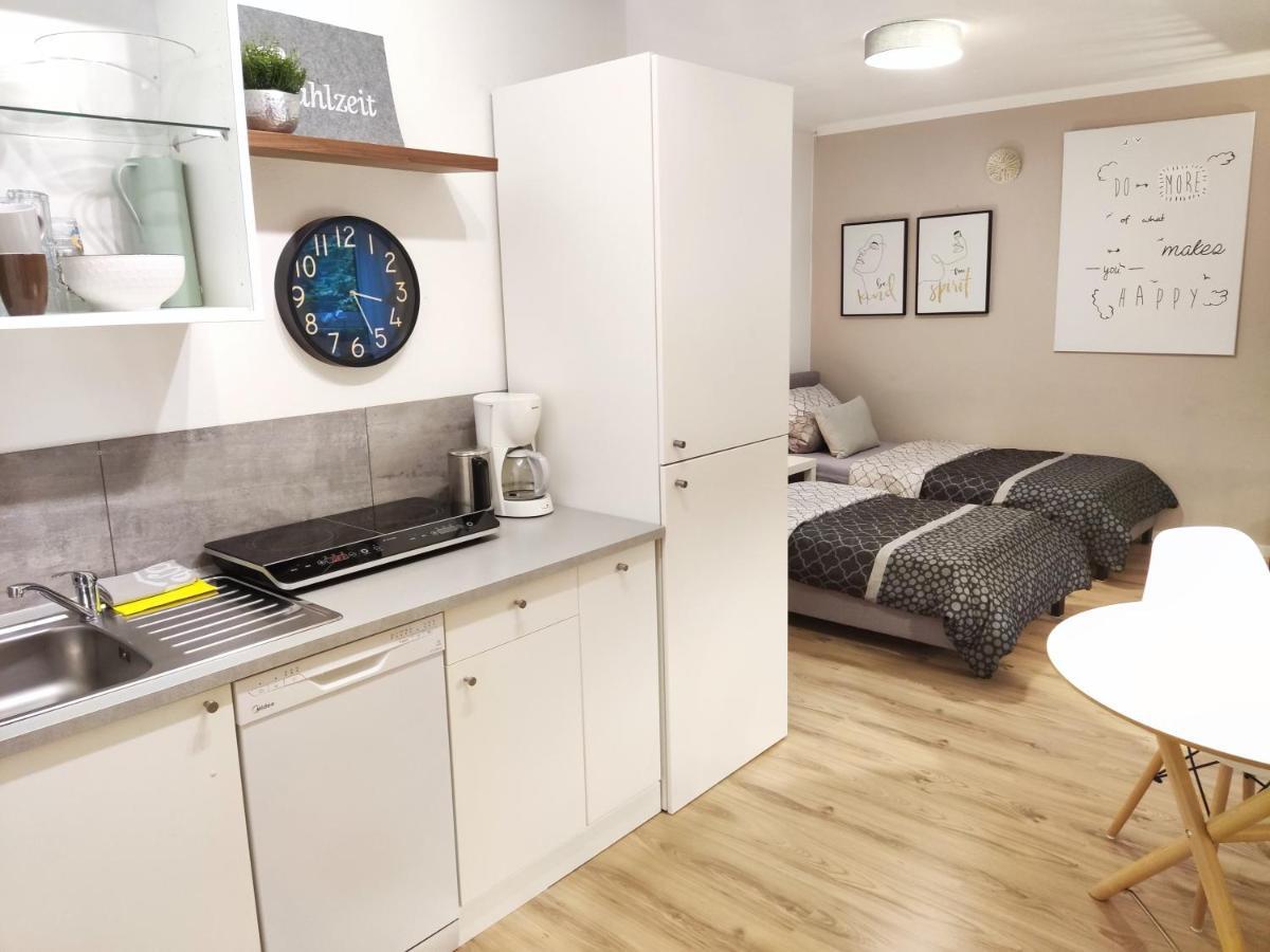 Apartment For Family & Friends Eisingen Esterno foto