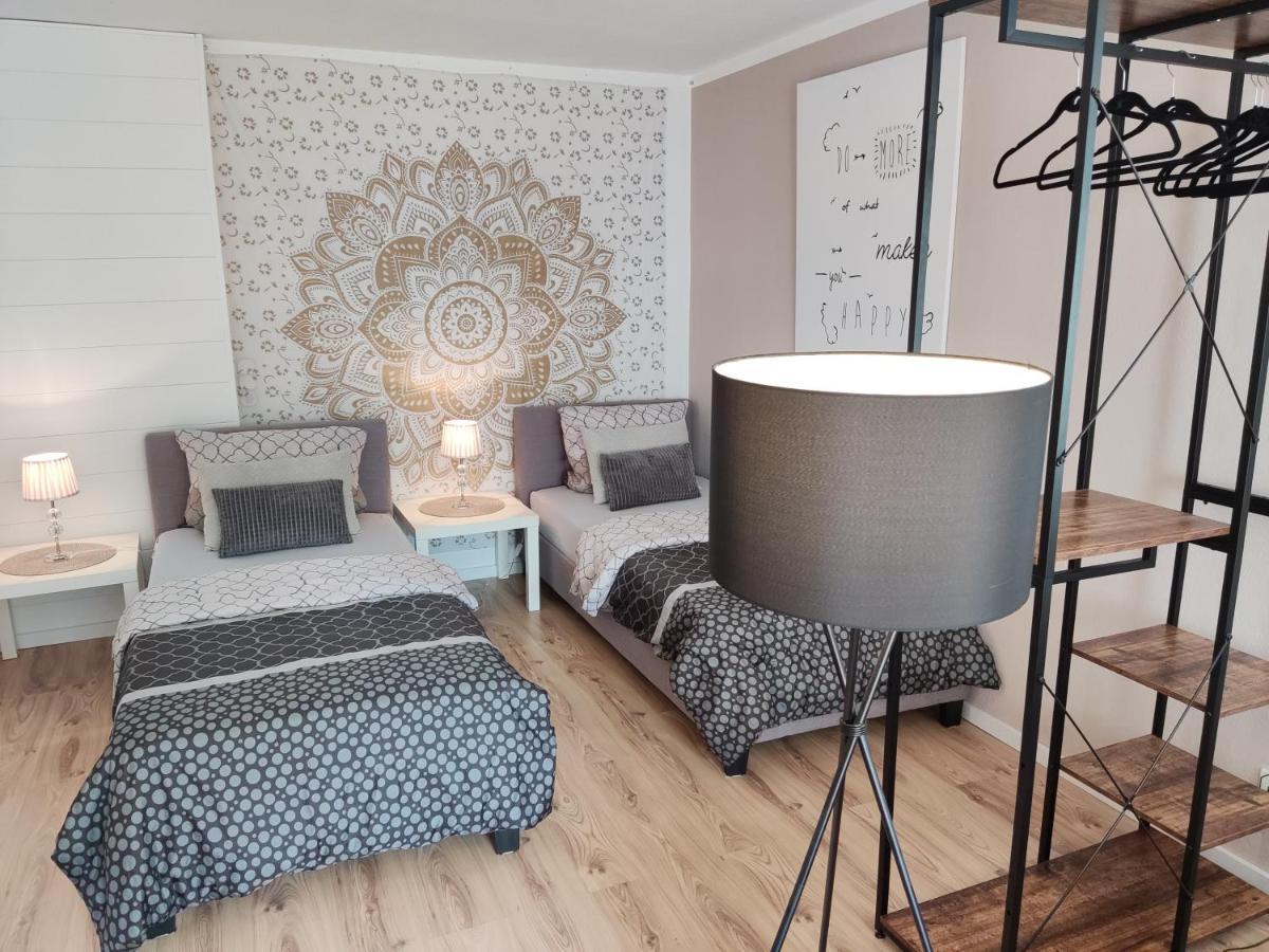Apartment For Family & Friends Eisingen Esterno foto